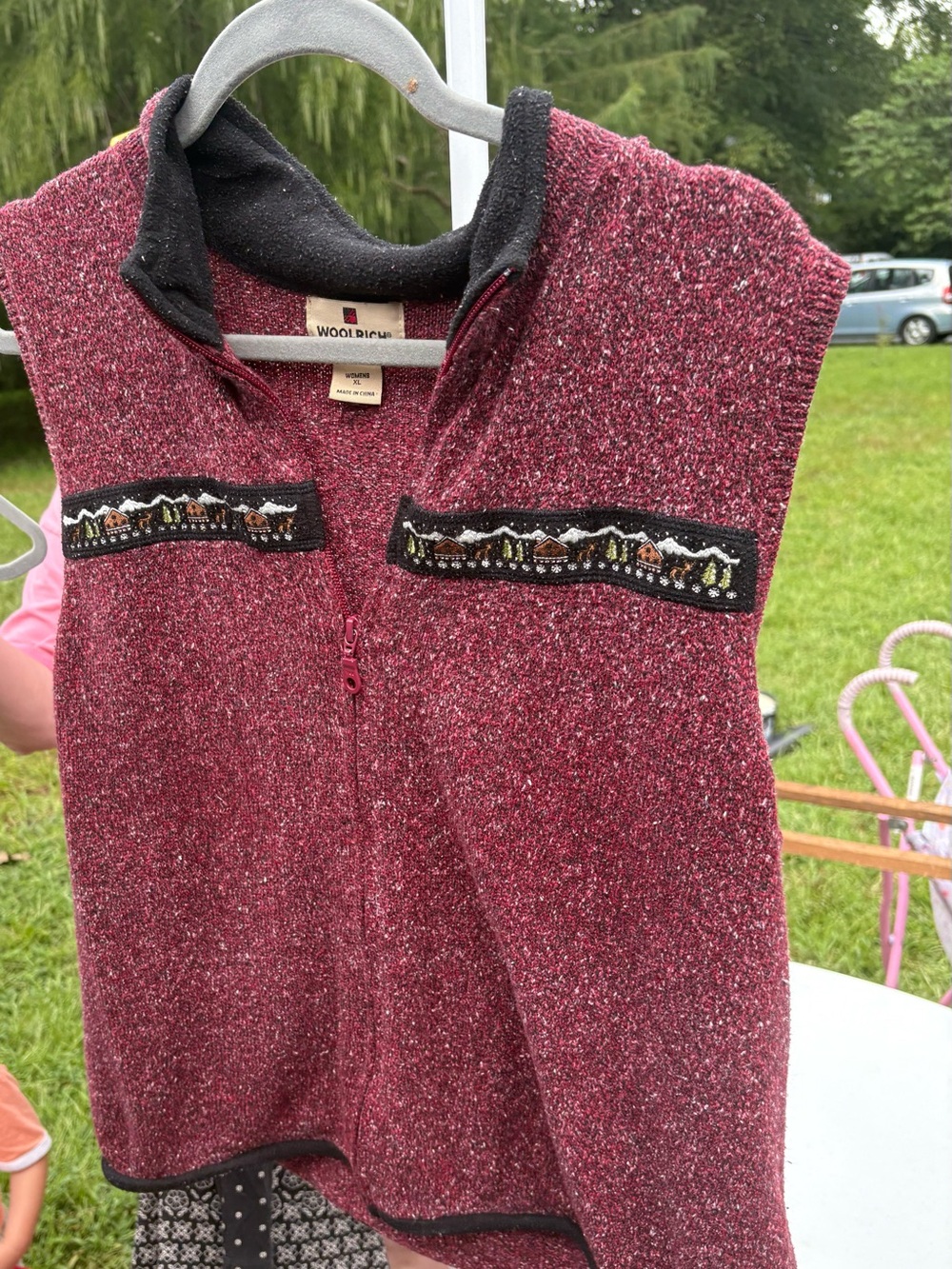 Woolrich Marled Burgundy Zip-Front V-Neck Sweater Vest with Embroidered Trim